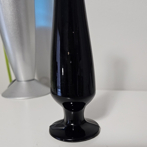 Black Glass Bud Vase - Picture 4 of 7